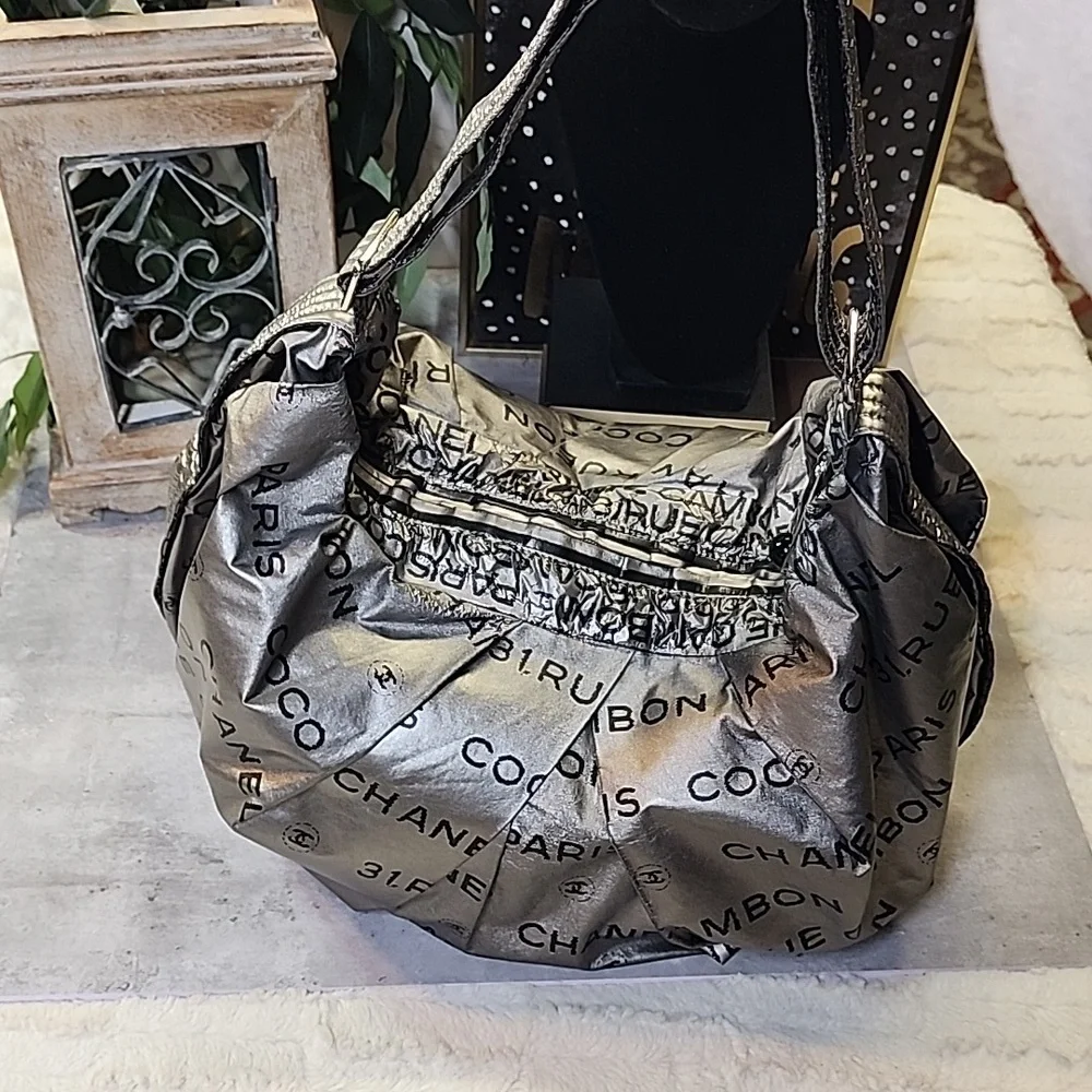 TRADE Chanel Hobo style handbag - Picture 5 of 16